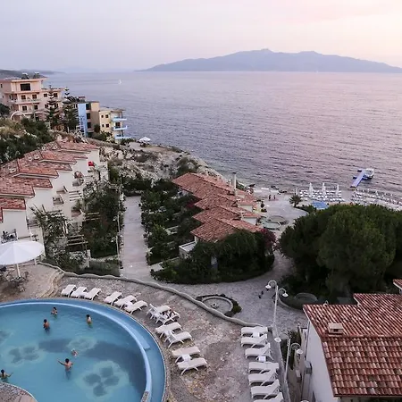 The Bay * Sarandë
